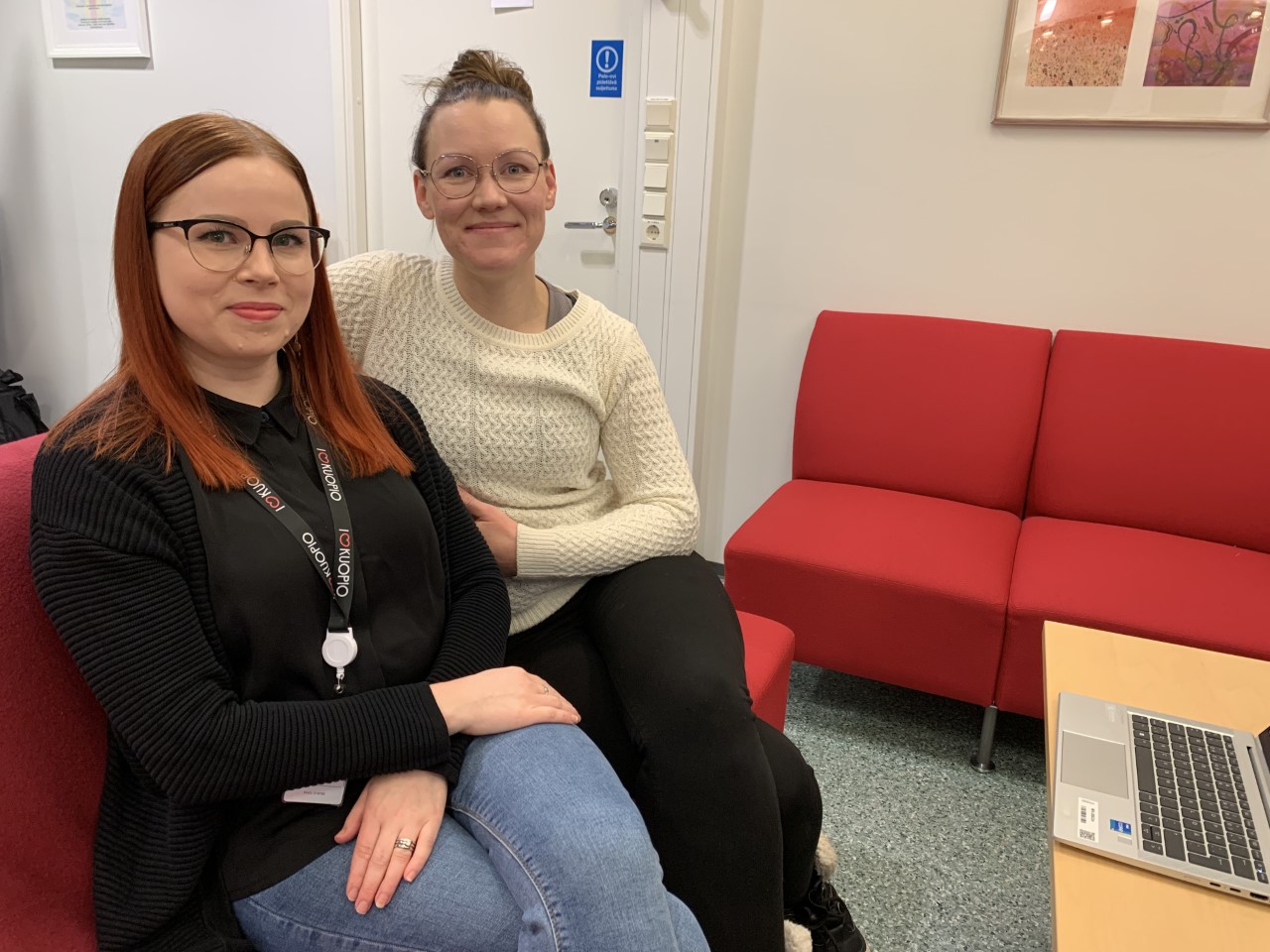 Opiskeluhuollon tavoittaa puhelimitse ja sähköpostilla